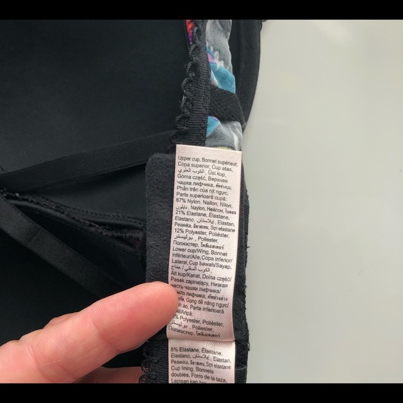 LA SENZA BEYOND CLEAVAGE BRA - Picture 4 of 5